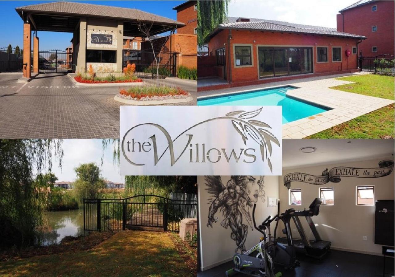 Or Tambo Self Catering Apartments, The Willows Boksburg Zewnętrze zdjęcie