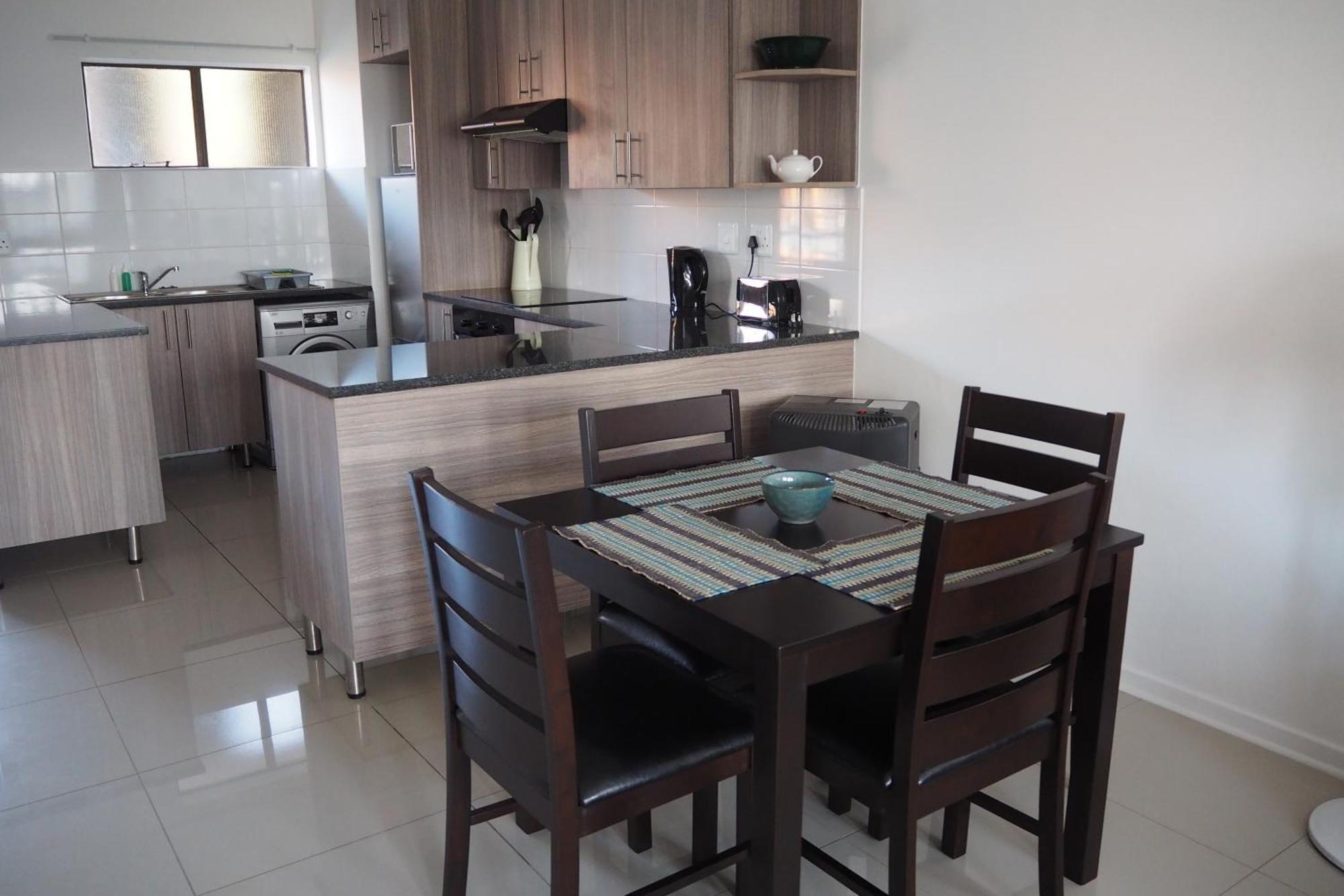 Or Tambo Self Catering Apartments, The Willows Boksburg Zewnętrze zdjęcie