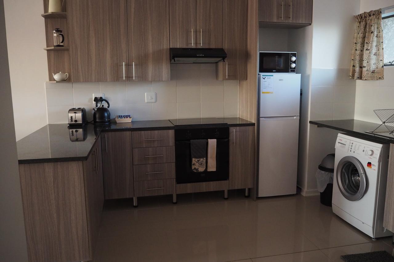 Or Tambo Self Catering Apartments, The Willows Boksburg Zewnętrze zdjęcie