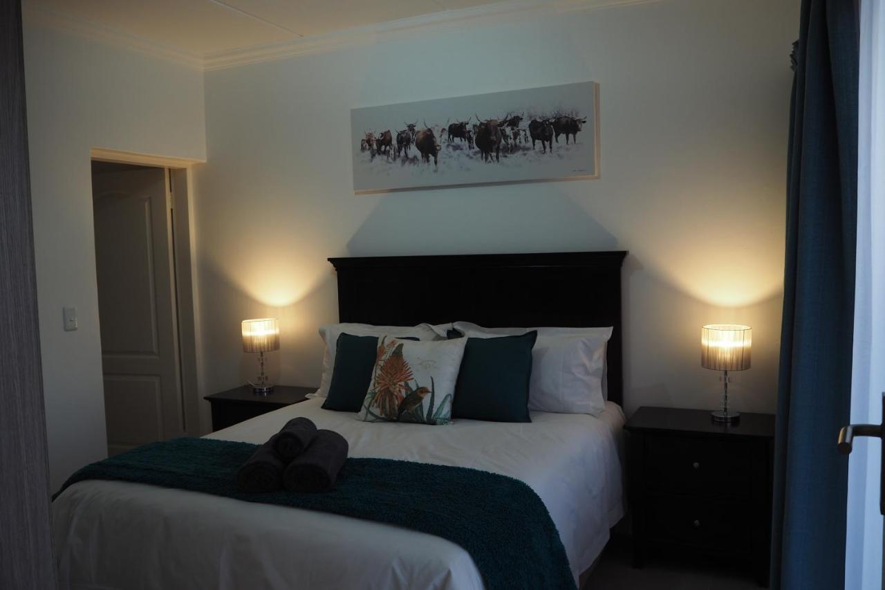 Or Tambo Self Catering Apartments, The Willows Boksburg Zewnętrze zdjęcie