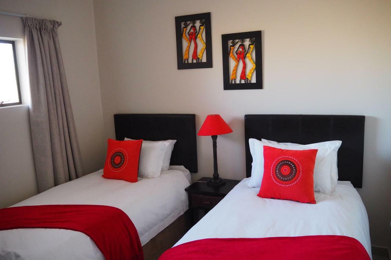 Or Tambo Self Catering Apartments, The Willows Boksburg Zewnętrze zdjęcie