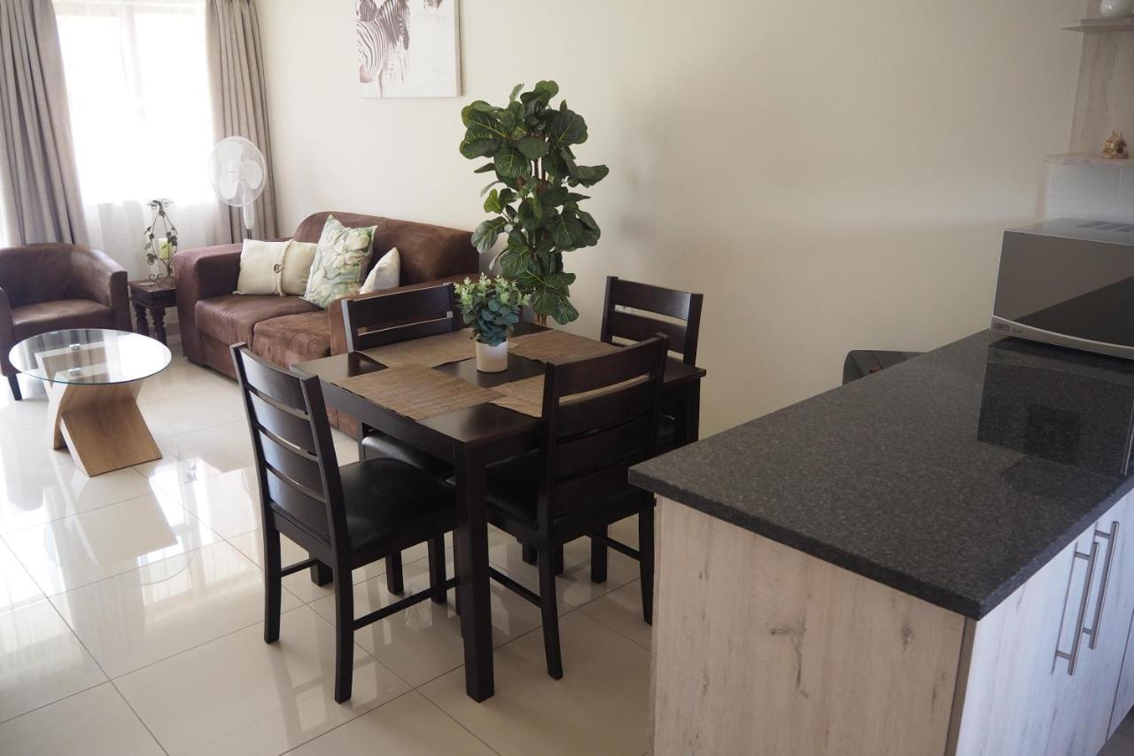 Or Tambo Self Catering Apartments, The Willows Boksburg Zewnętrze zdjęcie